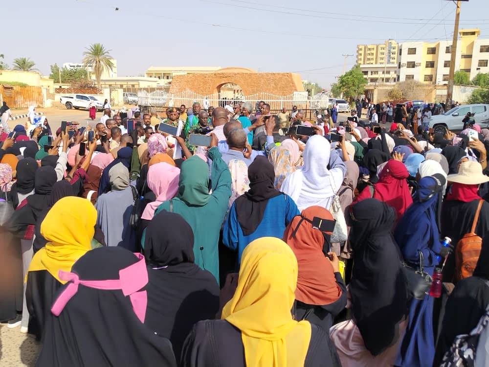 618983265_857337270608702_7009952431310591462_n